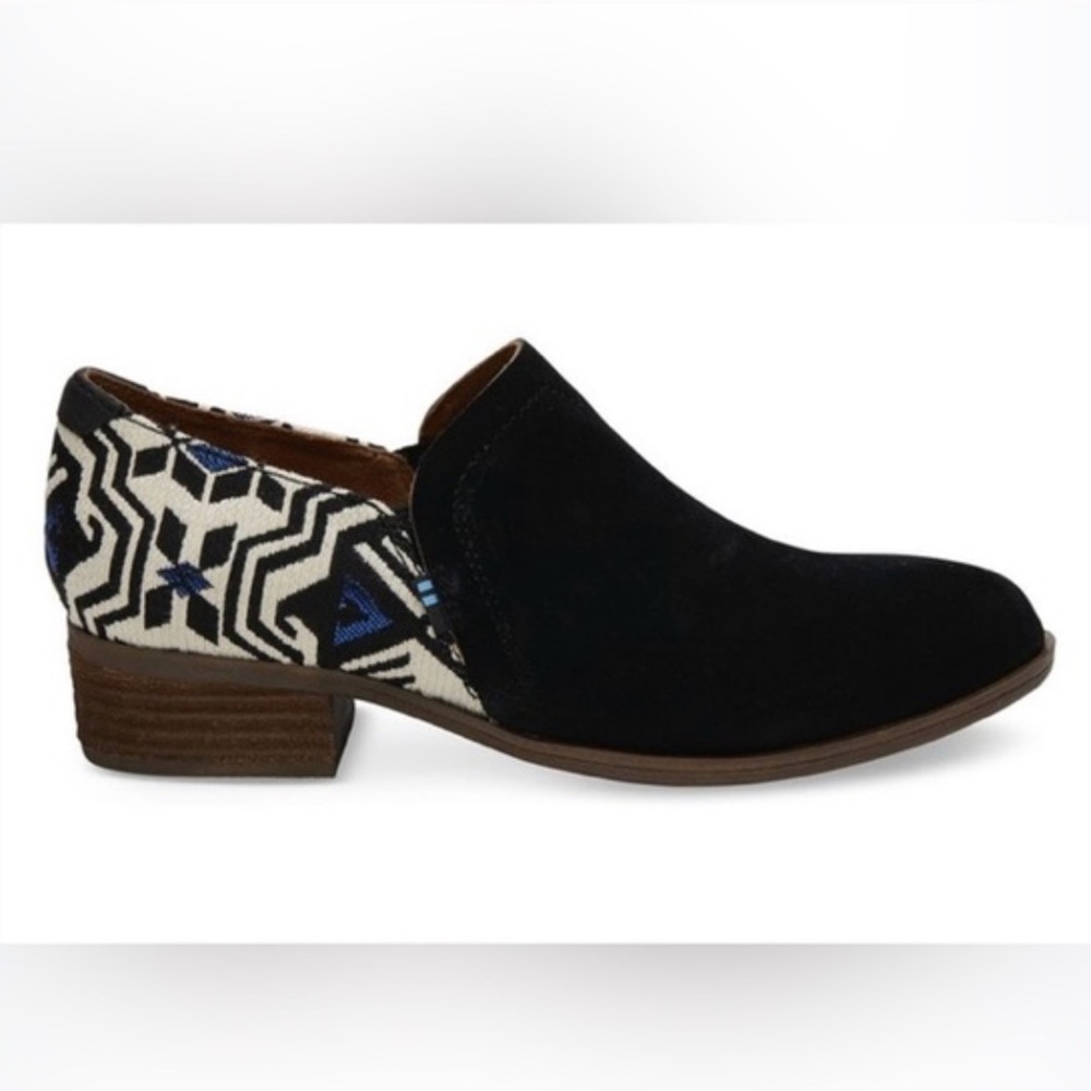 Last chance! Toms suede bootie